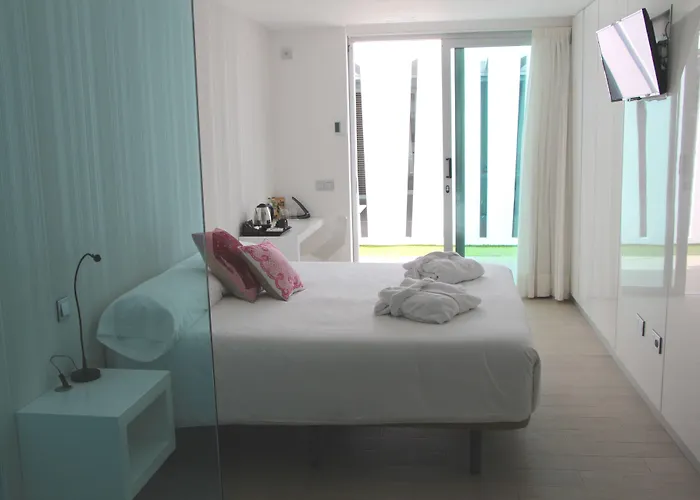 Seven Hotel & Wellness - Gay Men Only