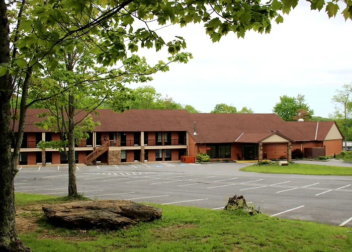 Skyline Lodge