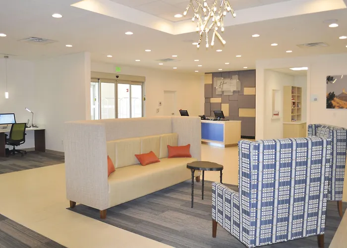 Holiday Inn Express & Suites Price By Ihg