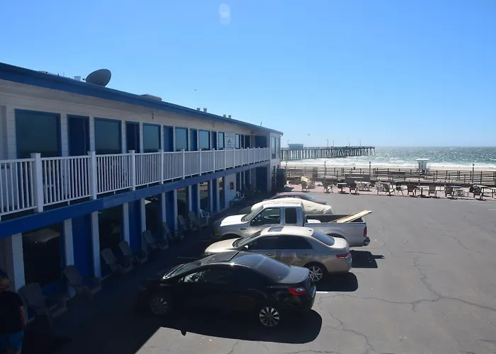 Dolphin Cove Motel