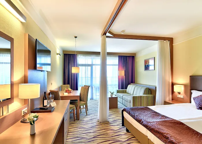 Flamingo Grand Hotel & Spa