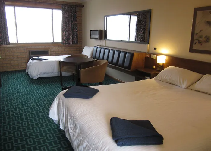 Canberra Lyneham Motor Inn