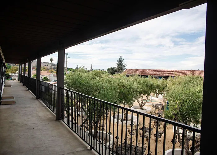 Hacienda De Leal - BW Signature Collection