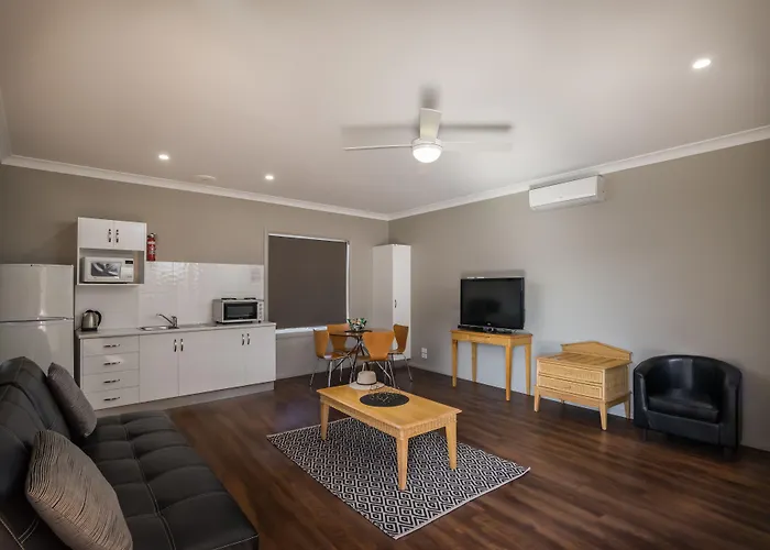 Akuna Motor Inn And Apartments