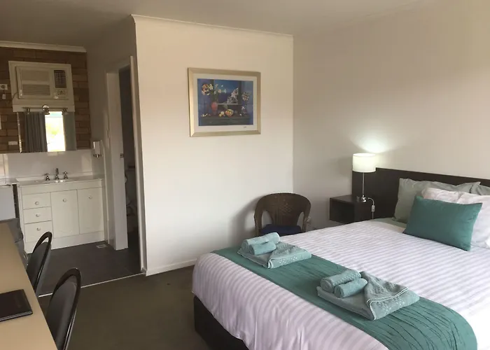 Camellia Motel