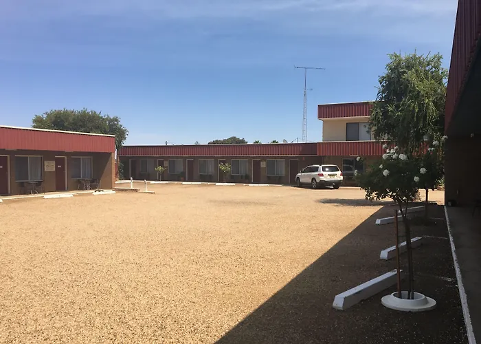 Camellia Motel