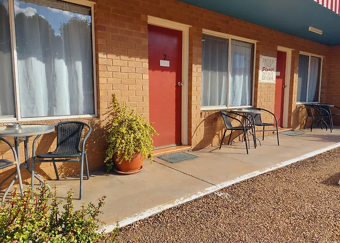 Camellia Motel