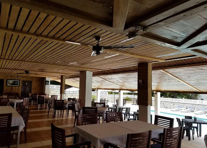 Hotel El Quemaito - Luxury Oceanfront Retreat