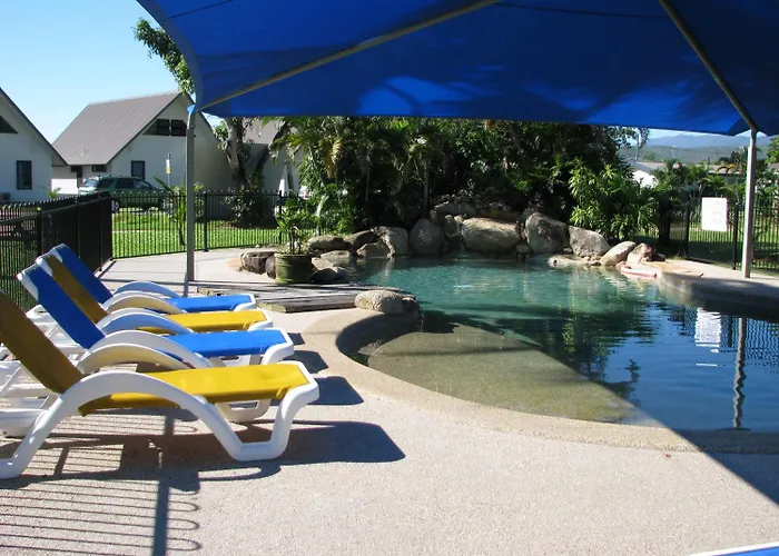 Cardwell Beachcomber Motel & Tourist Park