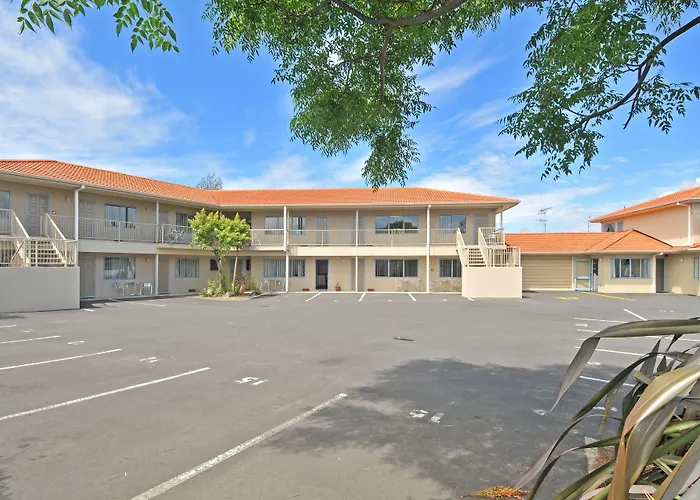 Gateway Motor Inn