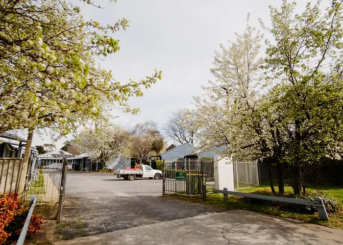 Canberra Ave Villas