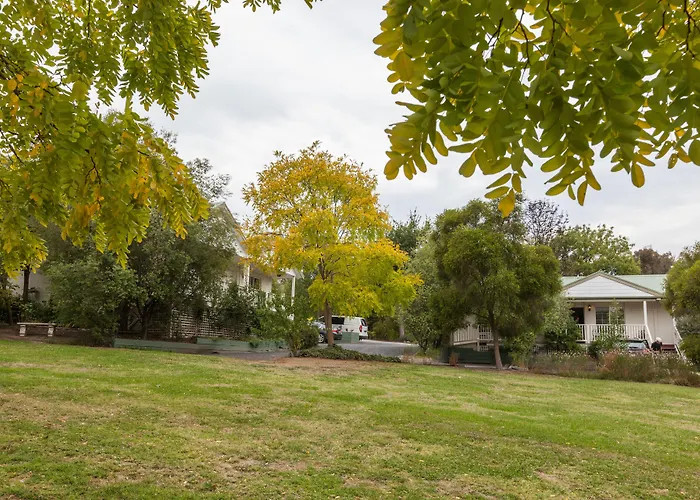 Yarra Gables