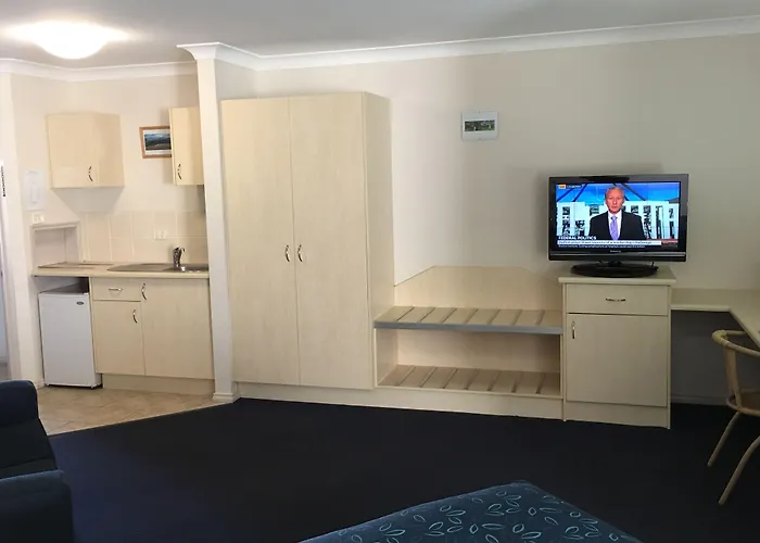 Tuckerbox Motor Inn