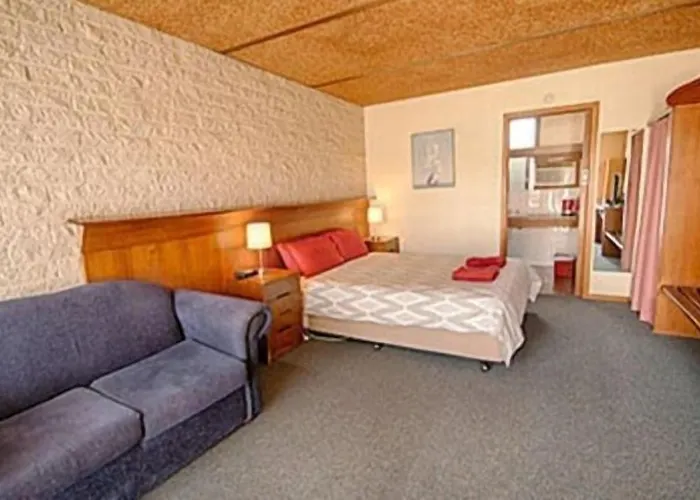 Darlot Motor Inn