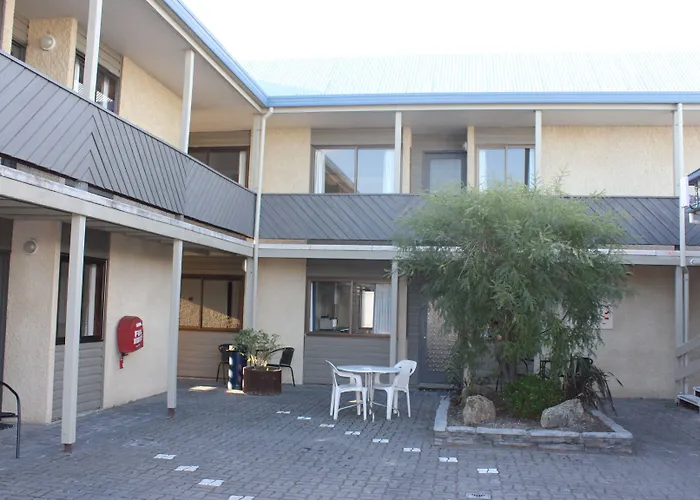 Centennial Court Hotel