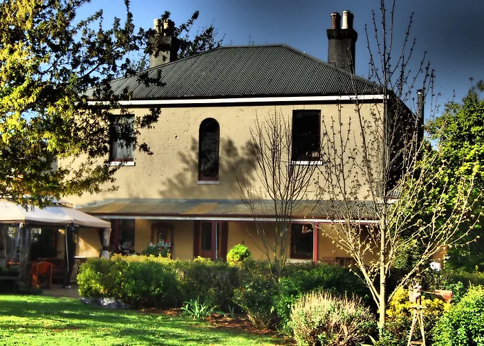 Blakes Manor Self Contained Heritage Accommodation Deloraine