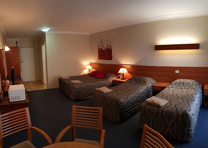 Amber Court Motor Inn