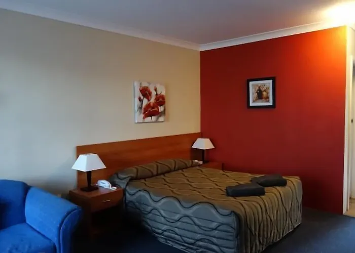 Amber Court Motor Inn