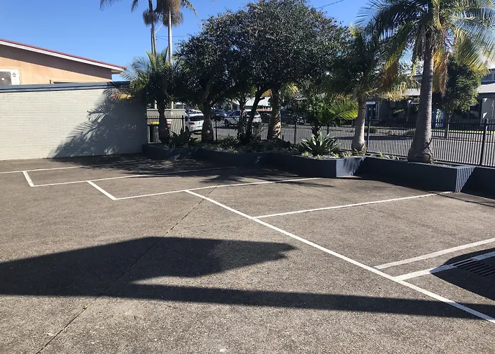 East Port Motor Inn