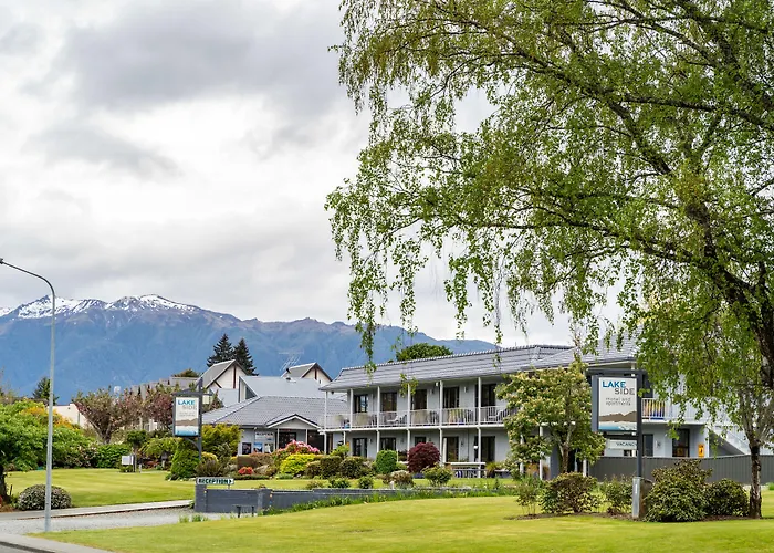 Lakeside Motel & Apartments