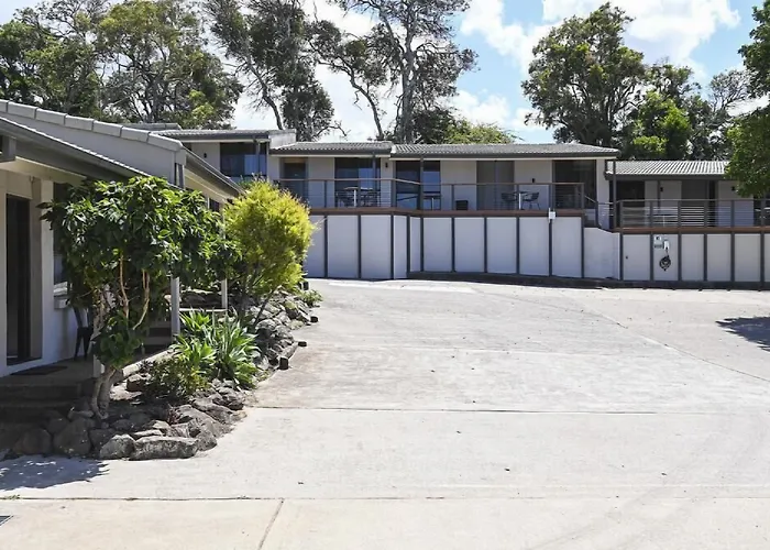 Fern Bay Motel