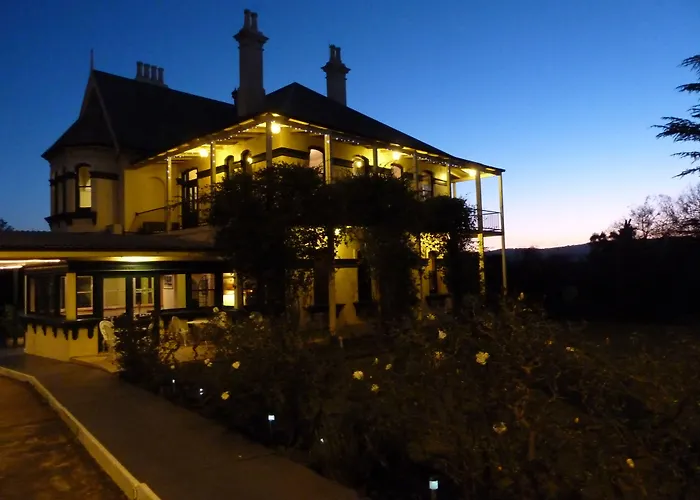 Airlie House Motor Inn