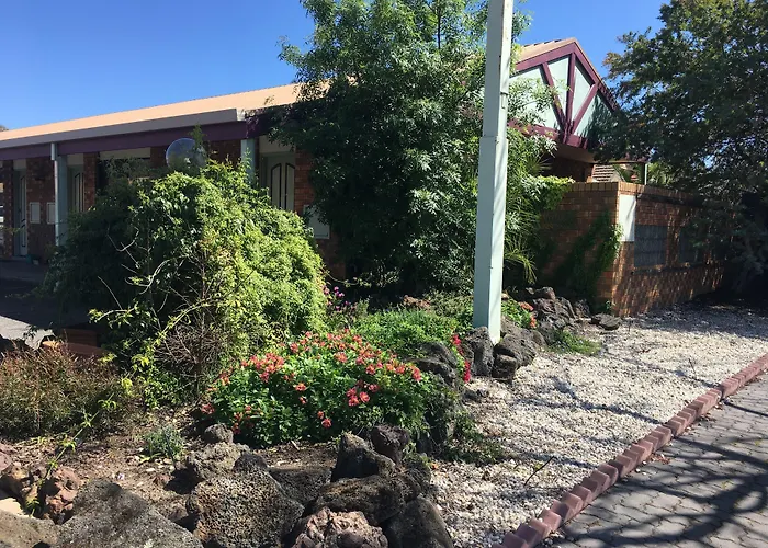 Horsham Mid City Court Motel