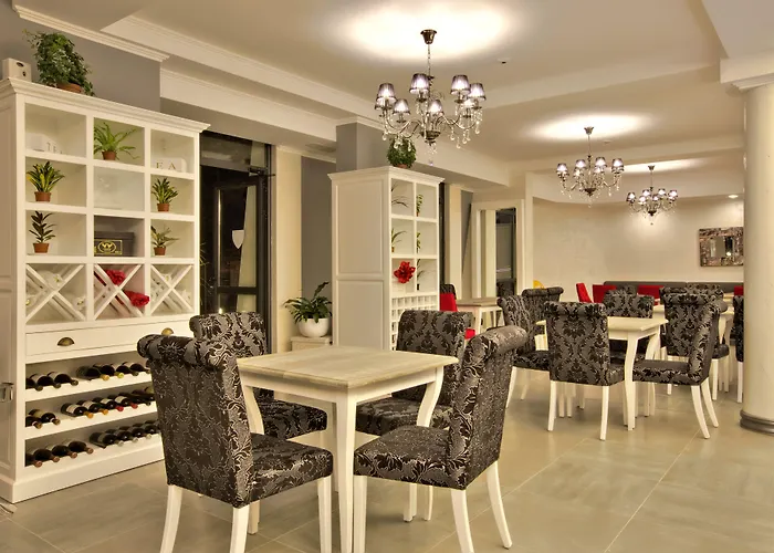 White Rock Castle Hotel & Wellness Club