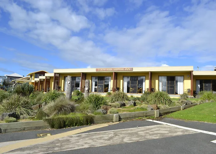 Loch Ard Motor Inn