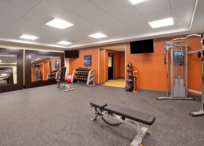 Hampton Inn & Suites - Minneapolis/Downtown