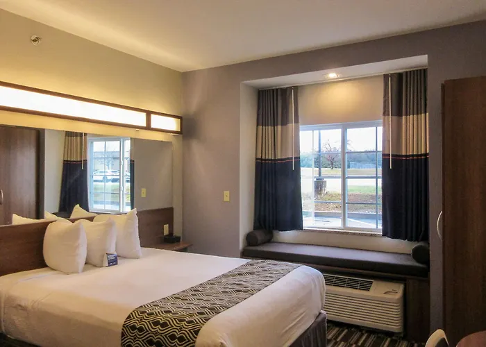 Quality Inn & Suites Caldwell I-77