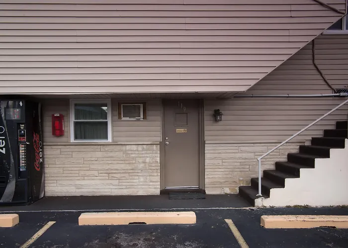 Rosemount Motel