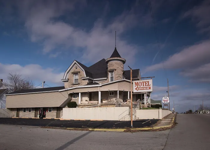 Rosemount Motel