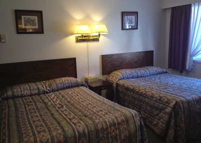 Red Roof Motor Inn