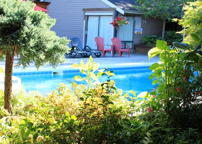 Sunshine Lodge Inn