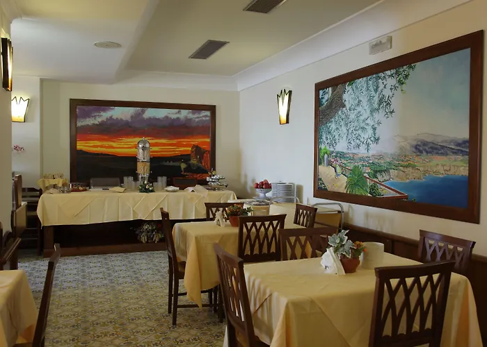 Hotel Mega Mare