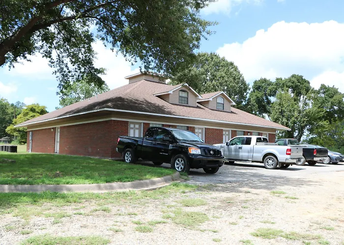Bent Tree Motel