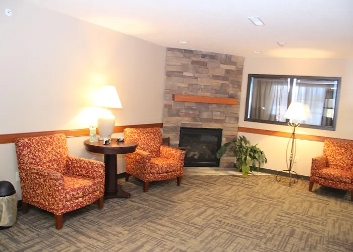 Green Acres Hotel