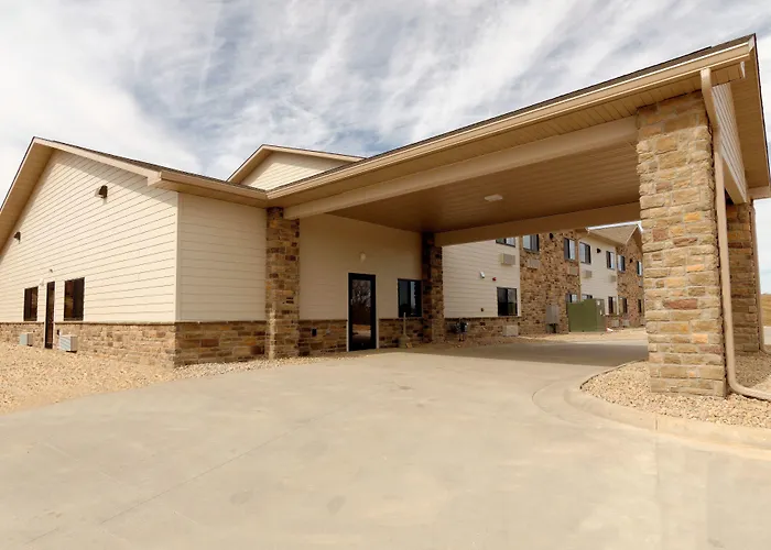 Cobblestone Inn & Suites - Denison | Oak Ridge