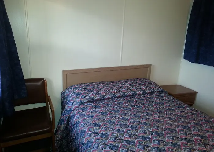 Americana Motel