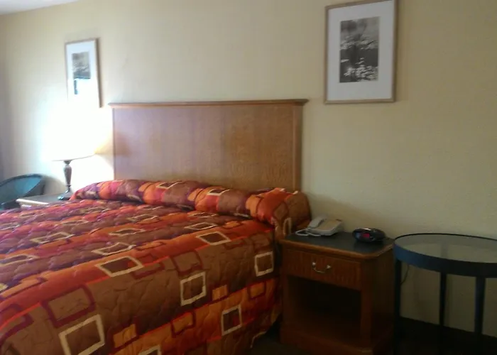 Apalachicola Bay Inn