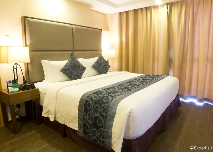 Golden Phoenix Hotel - Manila