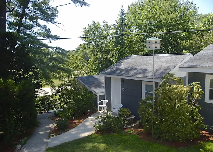 Kittery Inn & Suites