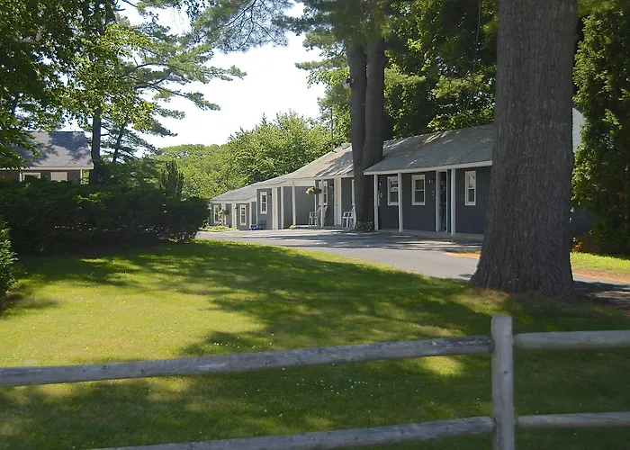 Kittery Inn & Suites