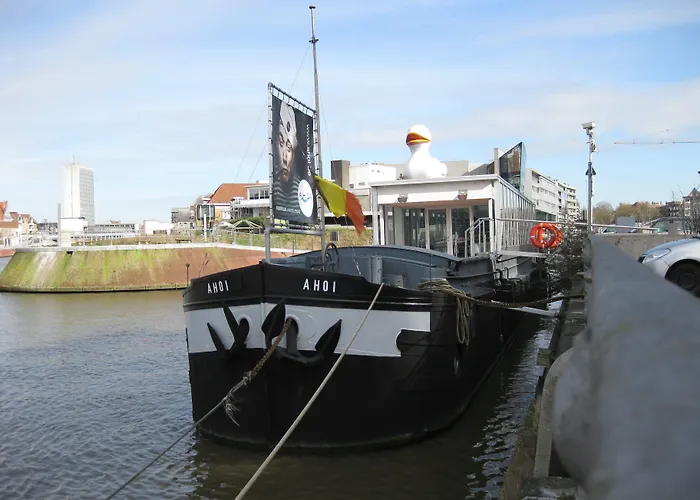 Hotel Restaurant Brasserie Feestzaal Ahoi, Kortrijk