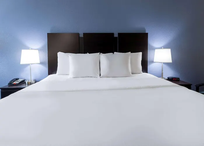 Days Inn By Wyndham Charles Town