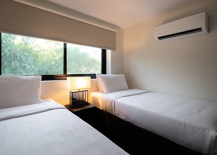 Ascot Budget Inn & Residences