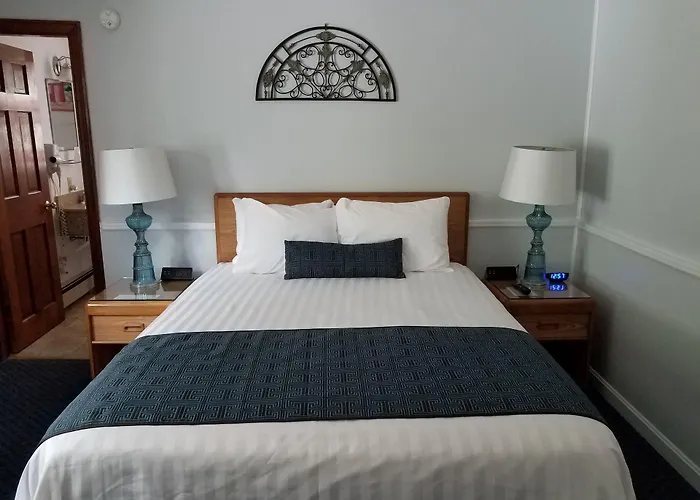 Bay Top Motel