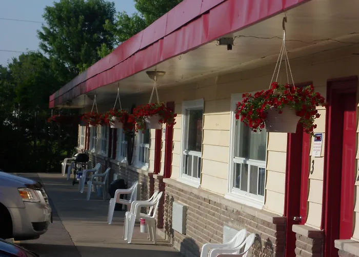 The Silver Birch Motel