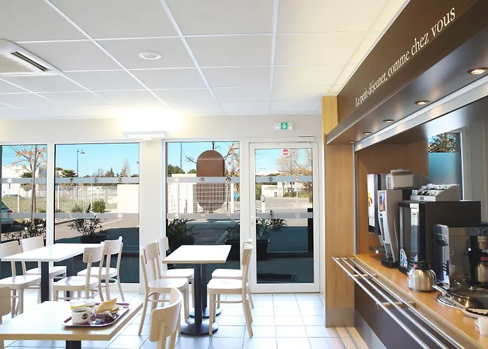 B&B Hotel Marseille Aeroport Saint-Victoret